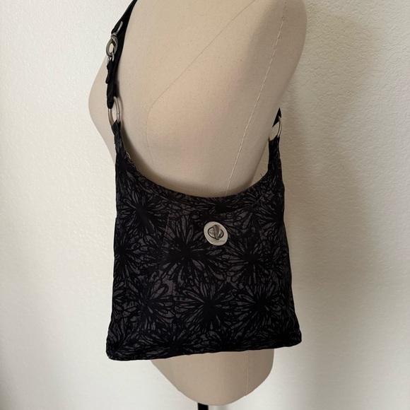 Baggallini Crossbody/Shoulder Bag - Picture 1 of 14